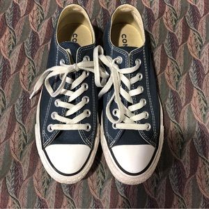 LADIES CONVERSE SNEAKERS